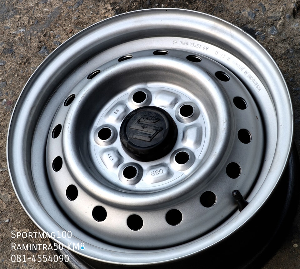 กระทะล้อ Suzuki Carry ขอบ13นิ้ว 5รู114.3 สีเงิน(รามอินทรา) ล้อแม็ก กระทะล้อ Suzuki Carry ขอบ13นิ้ว 5รู114.3 สีเงิน(รามอินทรา)
