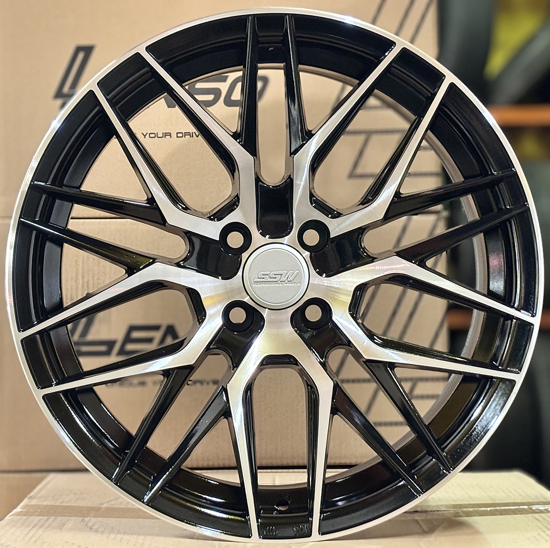 ล้อแม็ก ล้อแม็กมือสอง SSW S348 ขอบ17นิ้ว กว้าง8นิ้ว 4รู100 Offset38 สีดำหน้าเงา(ลาดพร้าว)