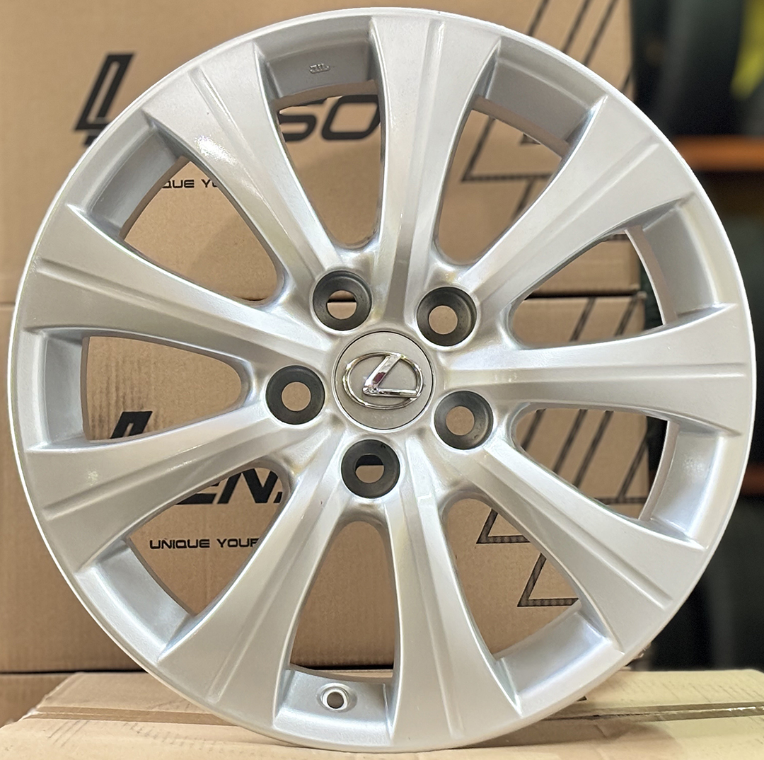ล้อแม็ก ล้อแม็กแท้ Lexus GS250 300 ขอบ17นิ้ว กว้าง7.5นิ้ว 5รู114.3 Offet45 สีซิลเวอร์(ลาดพร้าว)