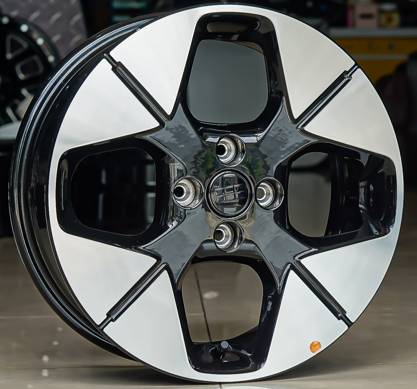 ล้อแม็ก ล้อป้ายแดง Geely EX2 Max ขอบ16นิ้ว กว้าง6นิ้ว 4รู100 Offset45 สีดำหน้าเงา (ลาดพร้าว-รามอินทรา)