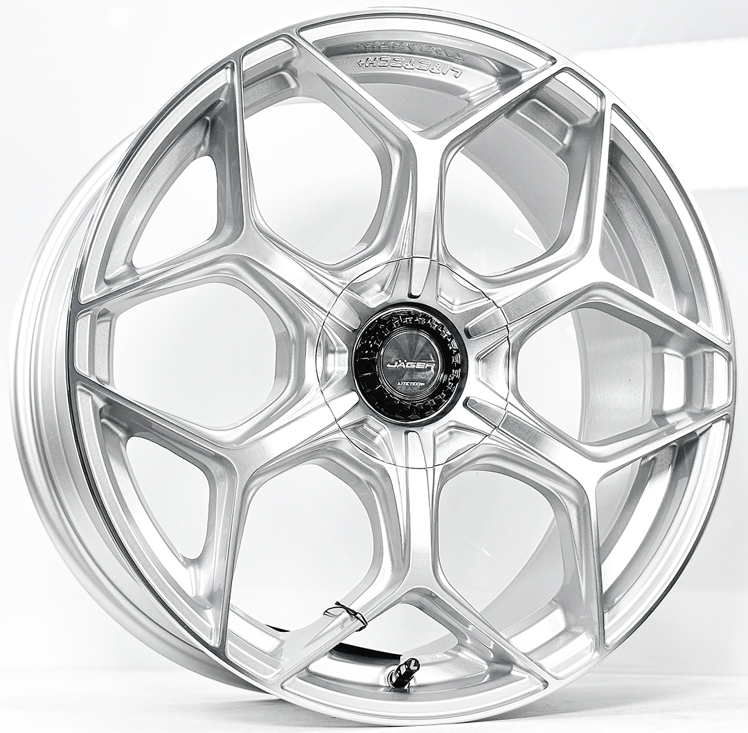 ล้อแม็ก ล้อแม็ก Lenso Vamos6 FlowForming LITETECH+ ขอบ19นิ้ว กว้าง8.5นิ้ว 5รู108/120 Offset40 สีซิลเวอร์หน้าเงา