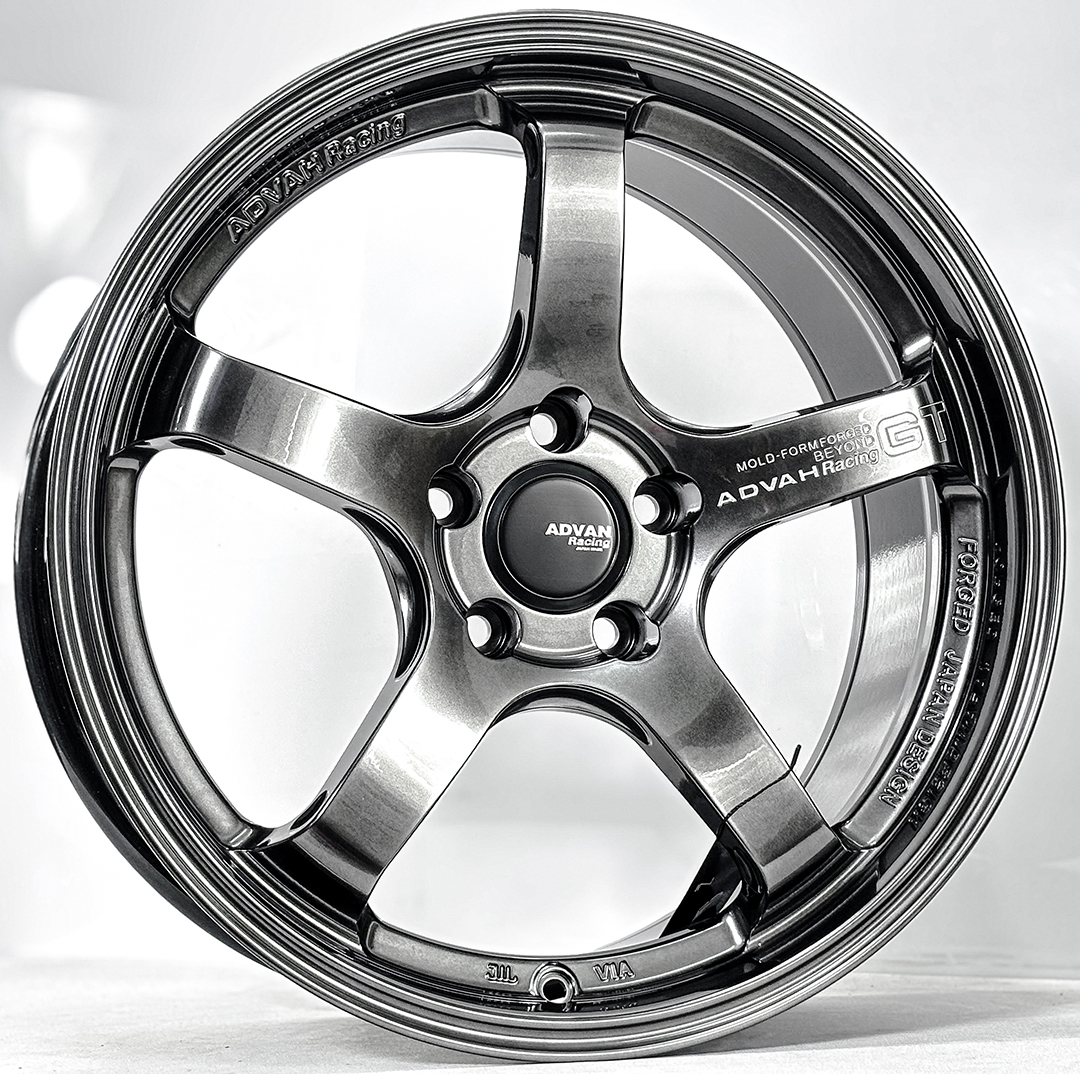 ล้อแม็ก ล้อแม็ก ADVAN GT Flowforming ขอบ18นิ้ว กว้าง8.5นิ้ว 5รู114.3/112 Offset35 สีไฮเปอร์แบล็ค
