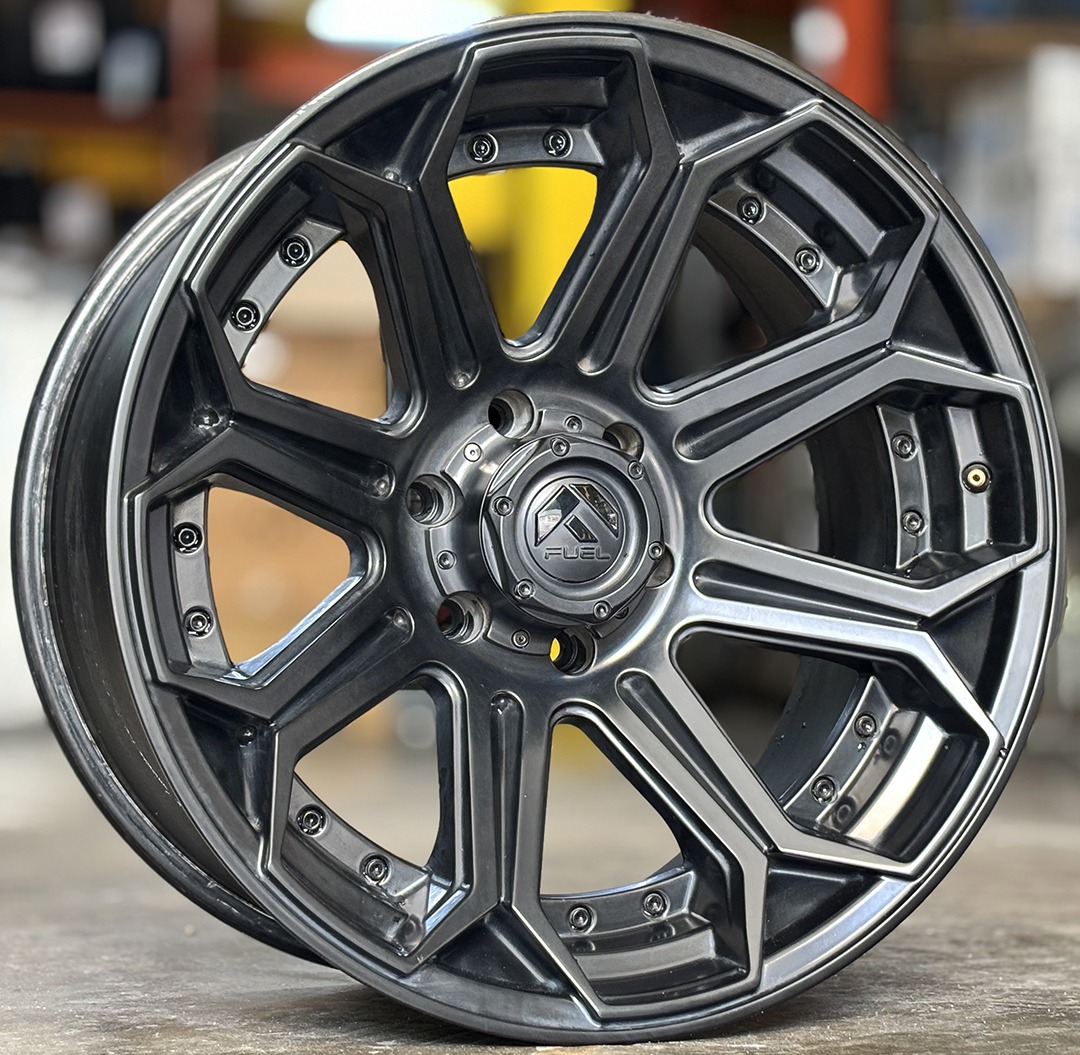 ล้อแม็กมือสองแท้ Fuel Siege ขอบ20นิ้ว กว้าง10นิ้ว 6รู139.7 Offset-18 สีดำด้าน(ลาดพร้าว)