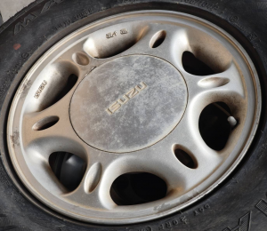 ล้อมือสองติดรถ Isuzu TFR 6รู139.7 ET20 สีเงิน กว้าง5.5 ขอบ14นิ้ว(รามอินทรา)