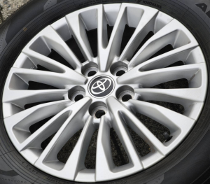 ล้อแม็กมือสอง Toyota Alphard AH40 ขอบ17นิ้ว กว้าง6.5นิ้ว 5รู120 สีซิลเวอร์